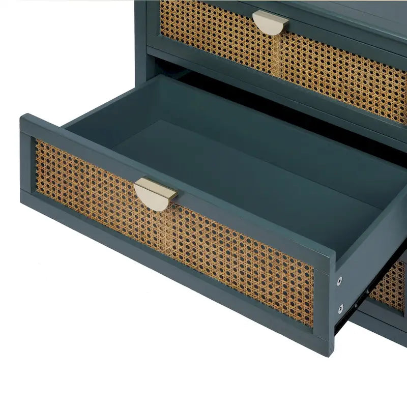 Kommode mit 3 Schubladen und Fronten aus Rattan